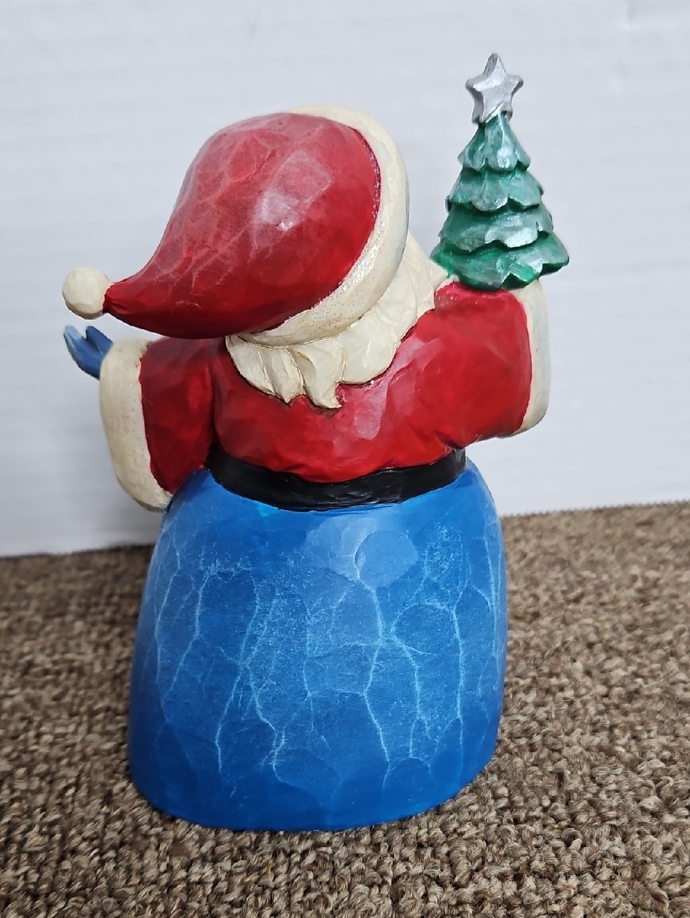 Heartwood Creek Jim Shore Santa 5" "O Christmas Tree, I Love Thee" - Picture 3 of 4